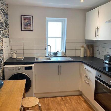 Gorgeous Seaside Getaway. Apartment Hastings Ngoại thất bức ảnh